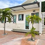 Modern Holiday Apartment On The Island - M5